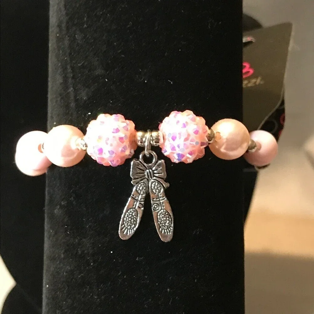Paparazzi Pink Bead Ballet Slipper Stretch Charm Bracelet - Picture 1 of 3